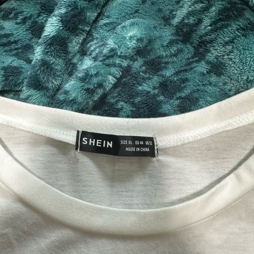 SHEIN Cream Casual Top